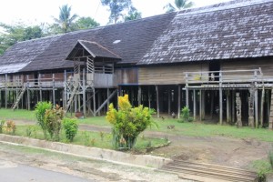 longhouse in Eheng