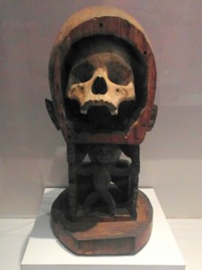 skull sculpture