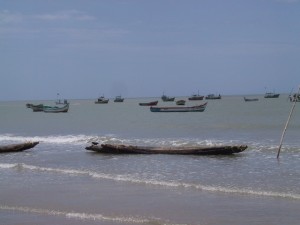fishing boats lined up for the coast of Kanyakumari