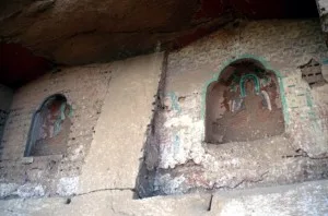 sadly empty niches, where there were once Buddha sculptures