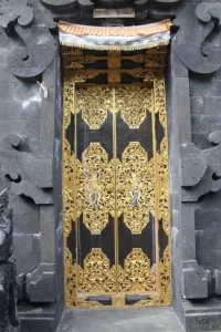 temple door