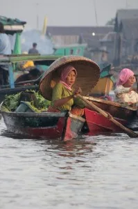 sellers at the floating market