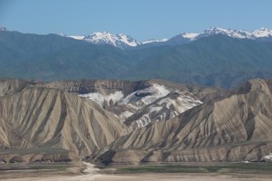 the badlands along the Naryn river, wwith what looks like gypsum deposits
