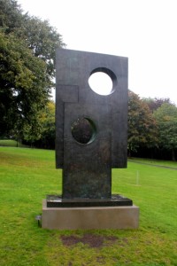there are also other sculptures, this one is from Barbara Hepworth, "squares with two circles" (1963)