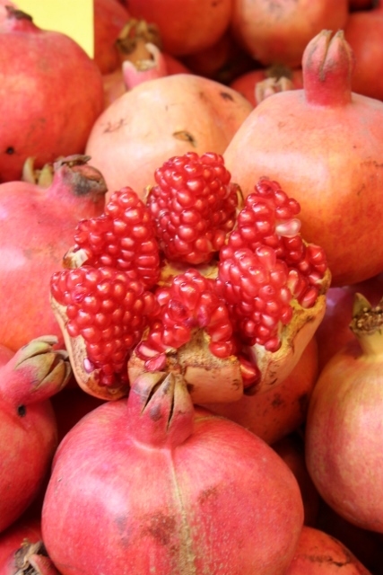 Pomegranate Aras, Wiki