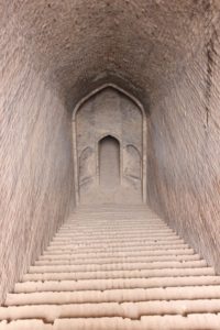 this is the entry to the ab anbar, the ancient water reservoir in Shahdad
