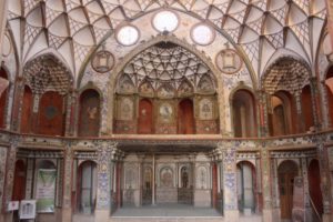 decoration of one of the large open rooms of the Khan-e Boroujerdi